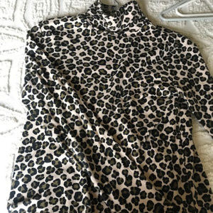 Animal Print Turtlenec